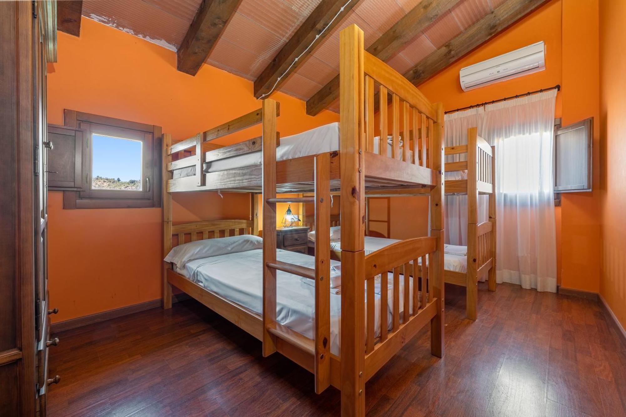 Vila Mas De Sisco Flix Exteriér fotografie