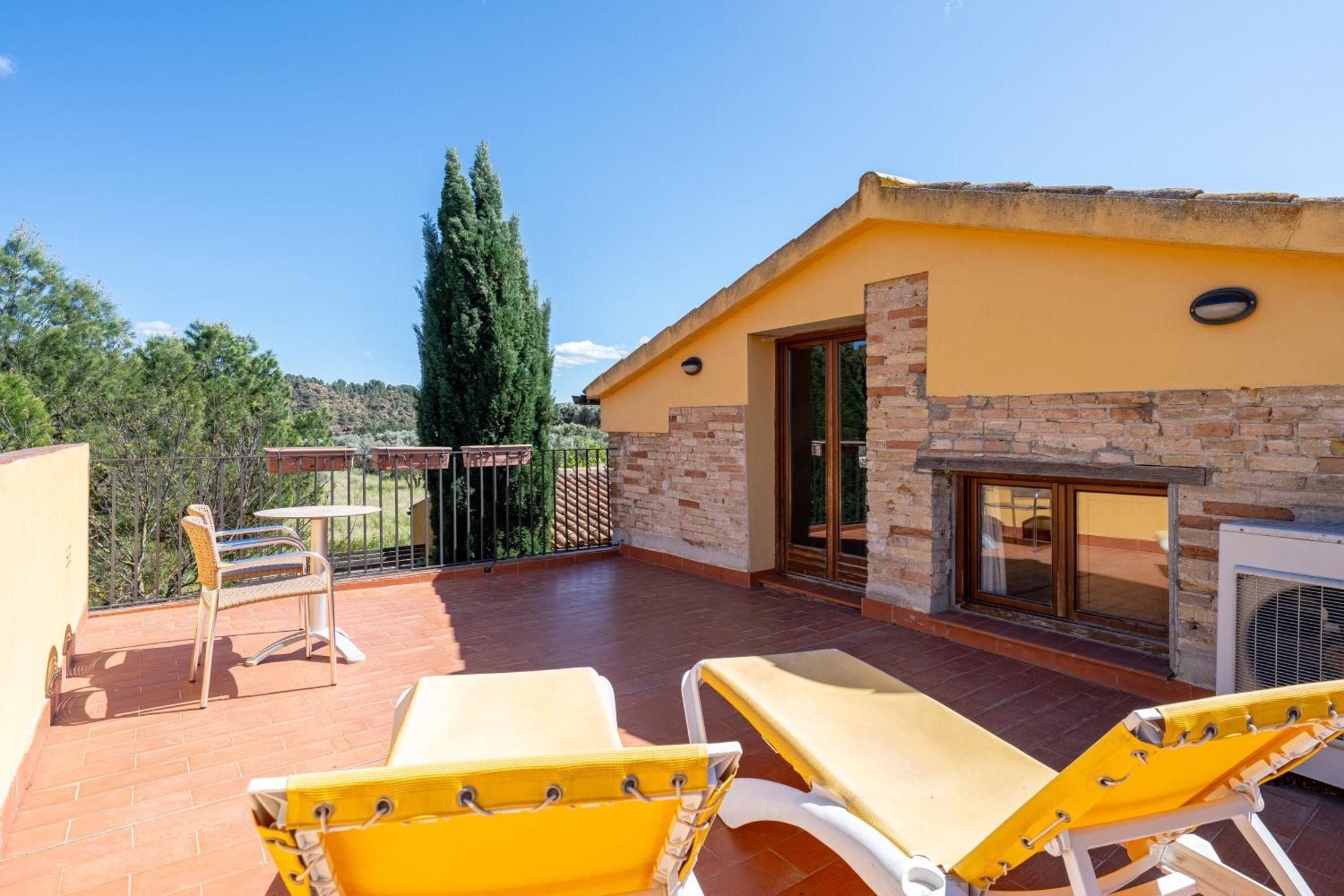 Vila Mas De Sisco Flix Exteriér fotografie